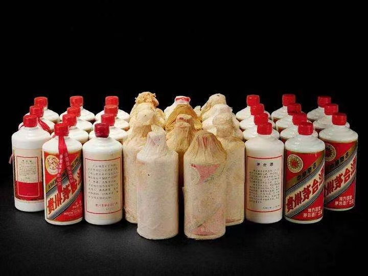 七坊镇老酒回收上门哪里回收(附近上门回收茅台酒）?